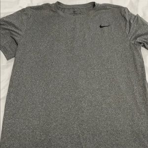 Men’s Nike gray dri fit t shirt